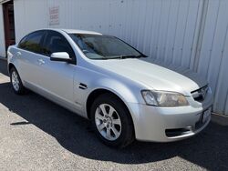 HOLDEN VE COMMODORE OMEGA SEDAN - 2009