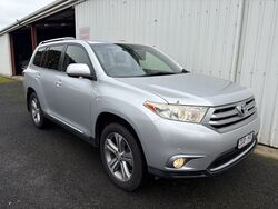 TOYOTA GSU40R KLUGER KX-S 2WD 7 SEATER - 2013
