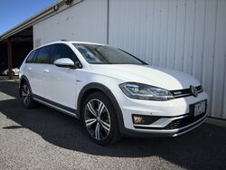 VOLKSWAGEN GOLF ALLTRACK 132TSI PREMIUM - 2020
