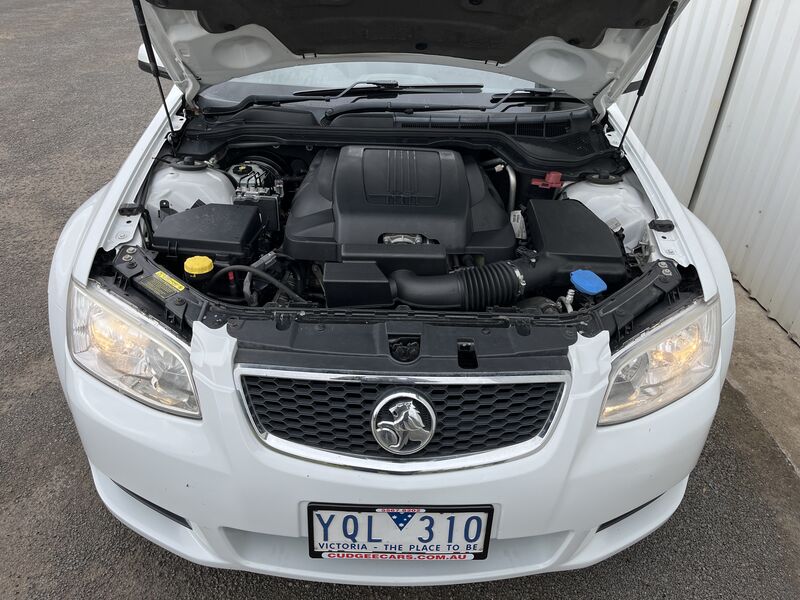 HOLDEN VE 2 COMMODORE OMEGA UTE 2011 Cudgee Cars Pty Ltd