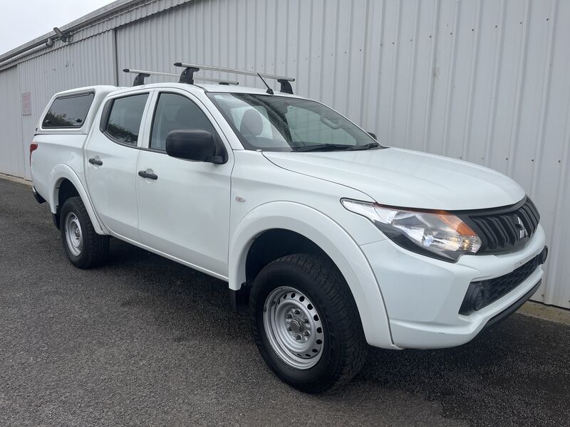 MITSUBISHI MQ TRITON GLX DIESEL AUTO DUAL CAB 2WD   2018