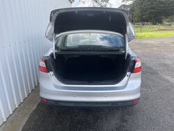 FORD LW FOCUS AMBIENTE SEDAN AUTO   2013