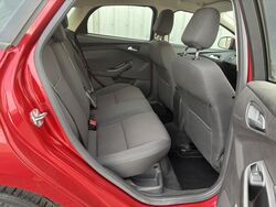 FORD LW Mk2 FOCUS TREND AUTO HATCH   2014