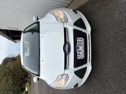 FORD LW Mk2 FOCUS TREND AUTO SEDAN   2013
