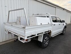 FORD PX RANGER XLT DUAL CAB 4WD TRAY   2013