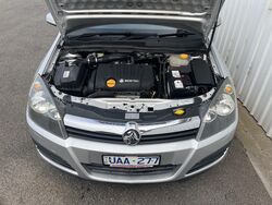 HOLDEN AH ASTRA CD HATCH   2006