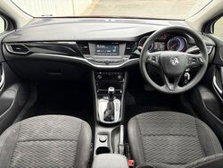 HOLDEN BK ASTRA R AUTO   2017