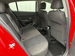 HOLDEN JH CRUZE EQUIPE AUTO HATCH   2015