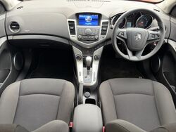 HOLDEN JH CRUZE EQUIPE AUTO HATCH   2015