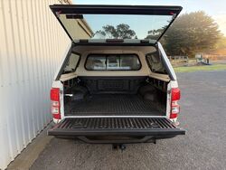 HOLDEN RG COLORADO LS 4WD AUTO DUAL CAB   2015