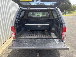 HOLDEN RG COLORADO LS DUAL CAB 4WD AUTO   2015