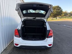 HOLDEN TJ TRAX LS 14 TURBO   2017