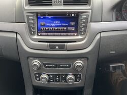 HOLDEN VE 2 COMMODORE OMEGA SEDAN   2011