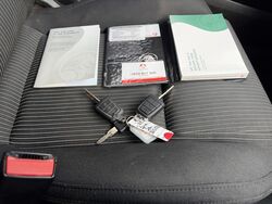 HOLDEN VE 2 COMMODORE SV6 SEDAN   2011