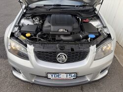 HOLDEN VE 2 COMMODORE SV6 SEDAN   2011