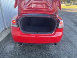 HOLDEN VE COMMODORE OMEGA SEDAN   2010