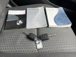 HOLDEN VE COMMODORE OMEGA SPORTSWAGON   2010