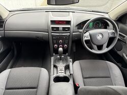 HOLDEN VE COMMODORE OMEGA V SERIES   2006