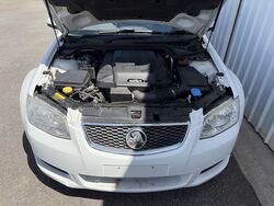 HOLDEN VE SERIES 2 COMMODORE OMEGA SEDAN   2011