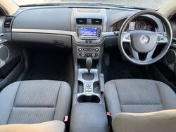 HOLDEN VE SERIES 2 COMMODORE OMEGA SPORTSWAGON   2012