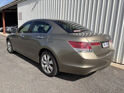 HONDA ACCORD VTI LIMITED EDITION   2010