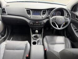 HYUNDAI TL TUCSON ACTIVE X   2015