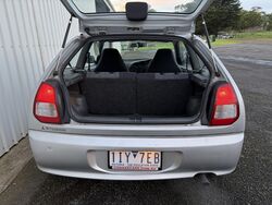 MITSUBISHI MIRAGE AUTO HATCH   2000