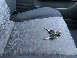 MITSUBISHI MIRAGE AUTO HATCH   2000
