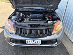 MITSUBISHI MQ TRITON GLX DUAL CAB 4WD AUTO TRAY   2017