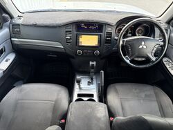 MITSUBISHI NT PAJERO ACTIV AUTO   2010