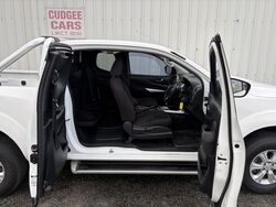 NISSAN D23 NAVARA ST 4WD AUTO KING CAB   2018