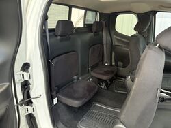 NISSAN D23 NAVARA ST 4WD AUTO KING CAB   2018