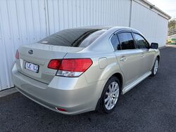 SUBARU B5 LIBERTY PREMIUM   2010