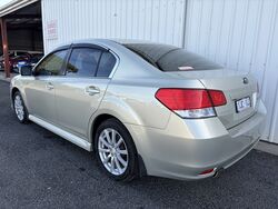 SUBARU B5 LIBERTY PREMIUM   2010