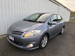 TOYOTA COROLLA ZRE152R ASCENT SPORT HATCH AUTO   2012