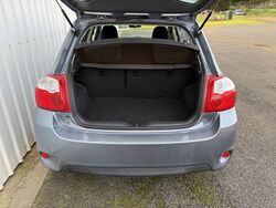 TOYOTA COROLLA ZRE152R ASCENT SPORT HATCH AUTO   2012