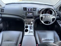 TOYOTA GSU40R KLUGER KX S 2WD 7 SEATER   2013
